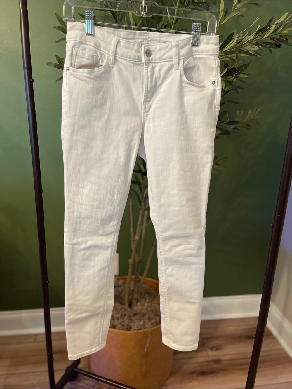 Old Navy White Women's Skinny Jeans